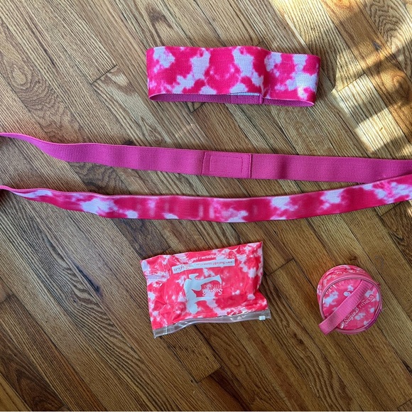 Pink and White Tie-Dye exercise bands - Picture 7 of 7
